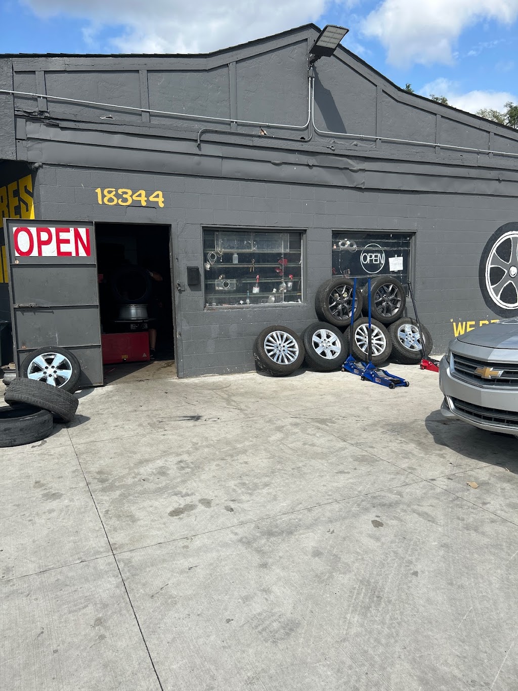 Plymouth Tires & Wheels | 18344 Plymouth Rd, Detroit, MI 48228, USA | Phone: (586) 262-7965