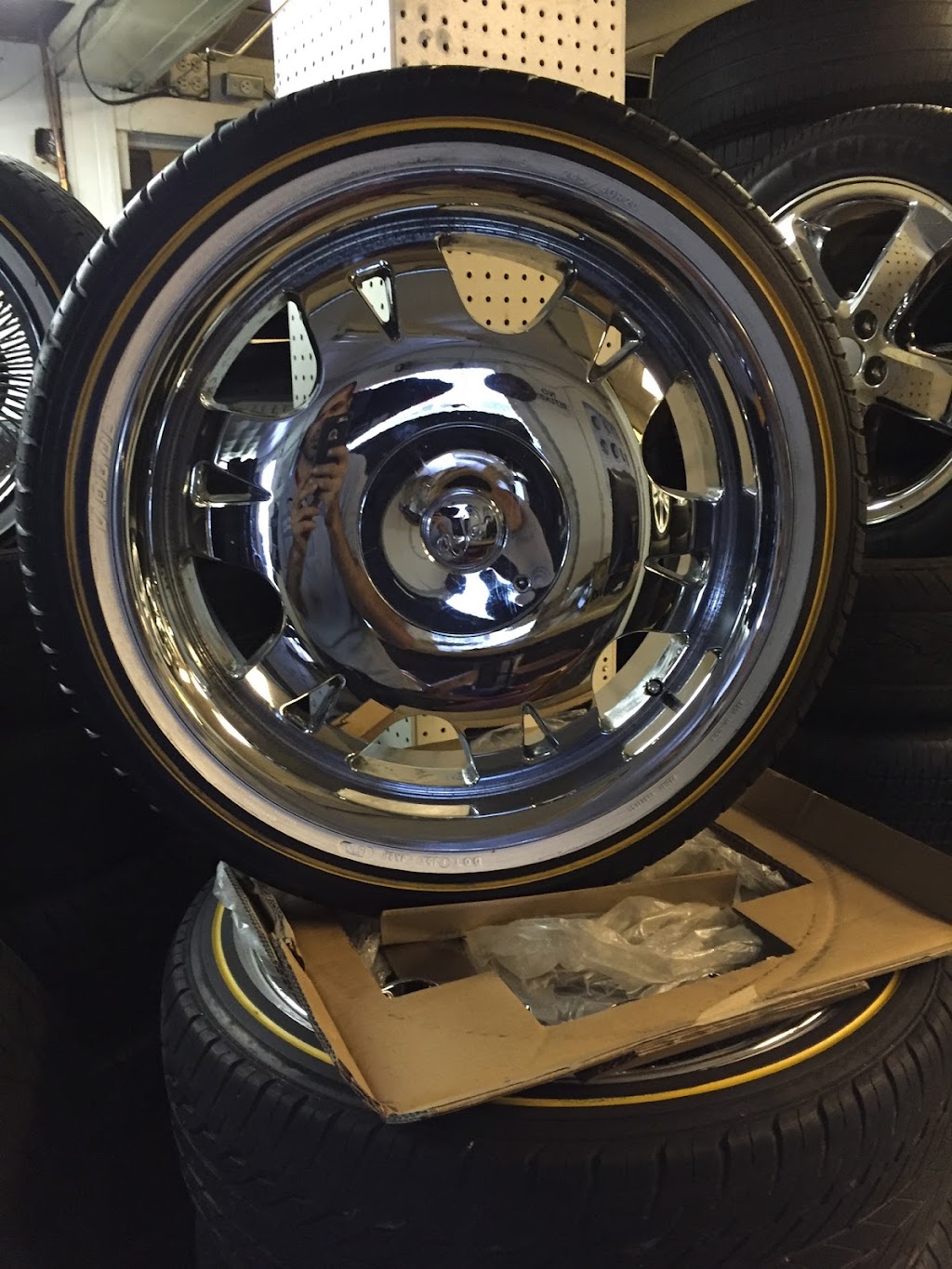 D & R Used Tires | 2092 E Seymour Ave, Cincinnati, OH 45237 | Phone: (513) 888-1378