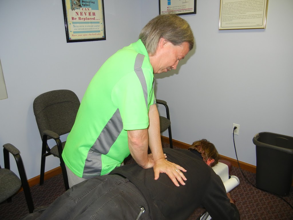 Waterfords "Top" Chiropractor | 5601 Highland Rd, Waterford Twp, MI 48327, USA | Phone: (248) 674-7300