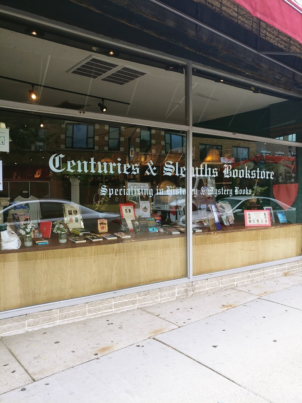 Centuries & Sleuths Bookstore | 7419 Madison St, Forest Park, IL 60130, USA | Phone: (708) 771-7243