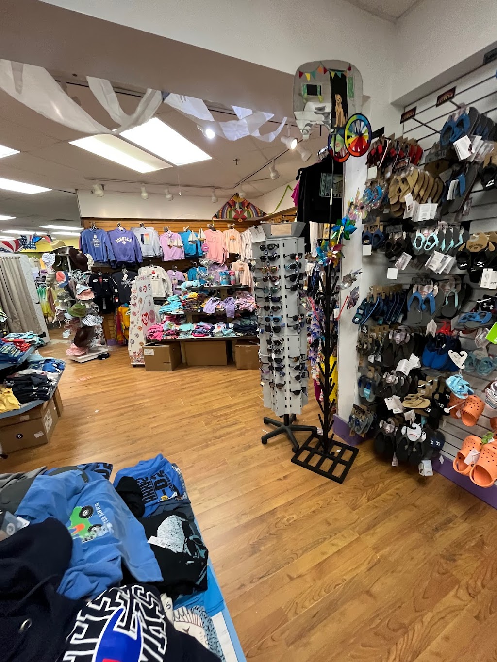 Kitty Hawk Kites | 819 Ocean Trail, Corolla, NC 27927 | Phone: (252) 453-3685