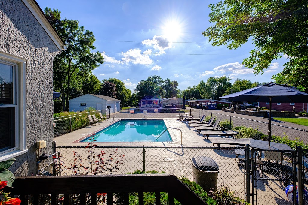 Town & Country RV Park and Campground | 12630 Boone Ave, Savage, MN 55378, USA | Phone: (952) 445-1756
