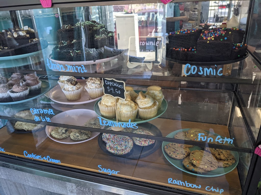 Baked Vegan Sweets | 718 Orange Ave, Long Beach, CA 90813, USA | Phone: (562) 676-4003