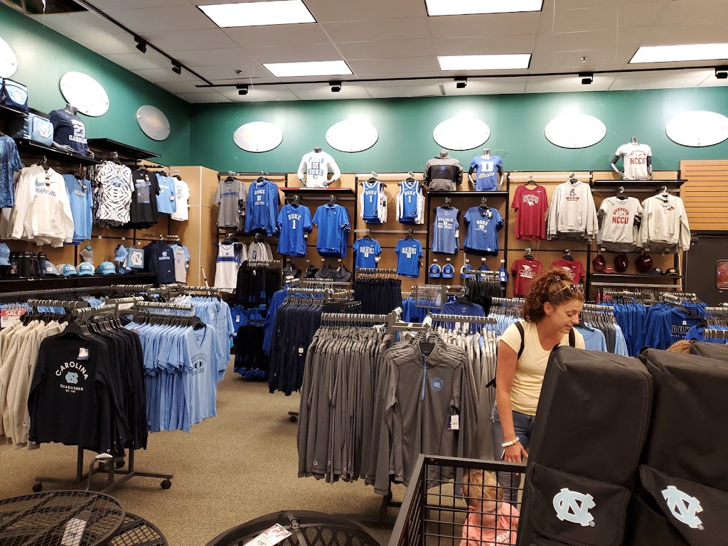 DICKS Sporting Goods | 5422 New Hope Commons Dr, Durham, NC 27707, USA | Phone: (919) 493-9884