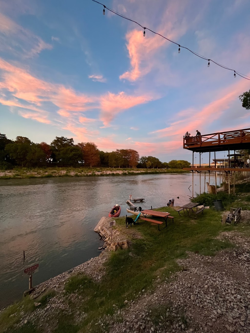 Red Beard’s Landing | 933 Reiley Rd, Seguin, TX 78155 | Phone: (210) 823-8347