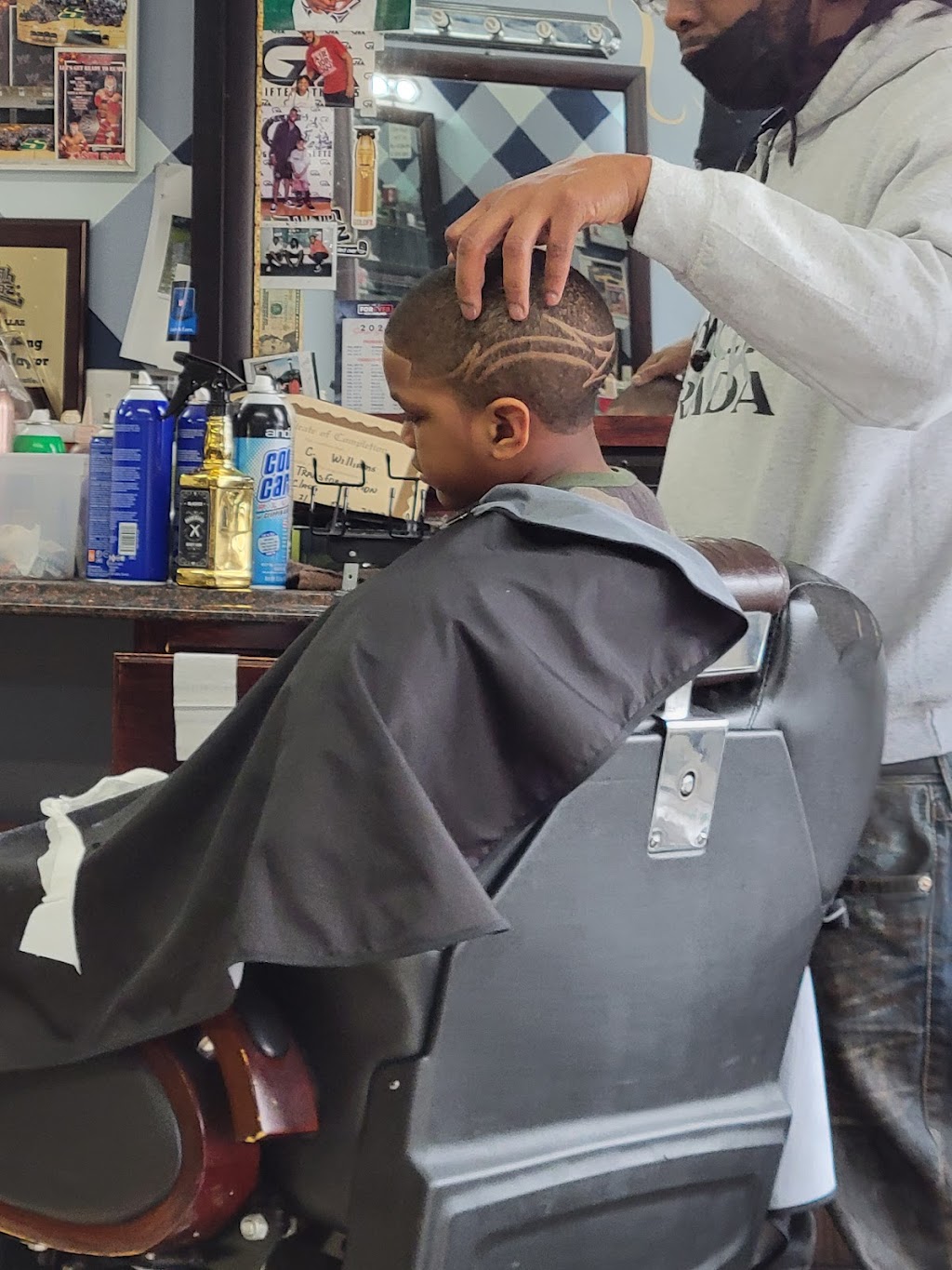 Celebrities Barbershop | 216 Central Ave, Albany, NY 12206, USA | Phone: (518) 229-8744