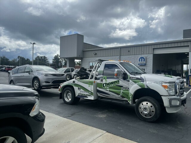 Chosen Towing & Recovery | 3366 Hwy 41 S, Springfield, TN 37172, USA | Phone: (615) 630-8566