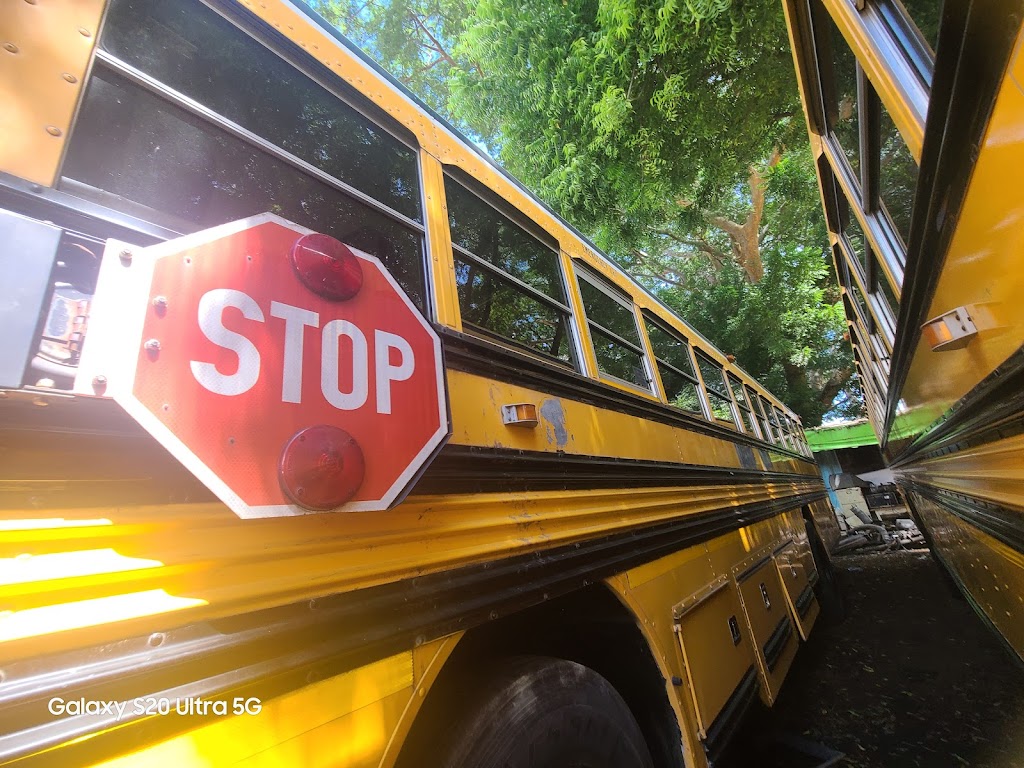 Kerlin Bus Sales & Leasing, Inc. | 9294 IN-15, Silver Lake, IN 46982, USA | Phone: (260) 352-2722