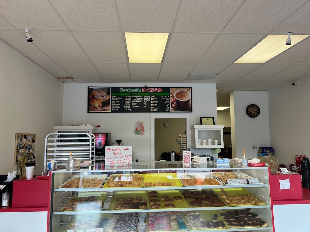 Waxahachie Donuts | 1311 W Main St, Waxahachie, TX 75165, USA | Phone: (972) 923-1689