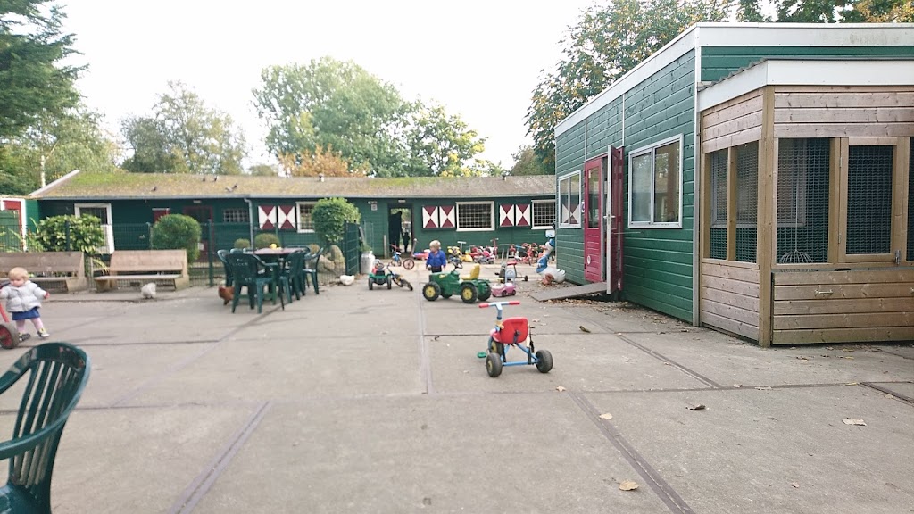 Petting Farm "de Werf" | Archimedeslaan 59, 1098 PX Amsterdam, Netherlands | Phone: 020 694 2694
