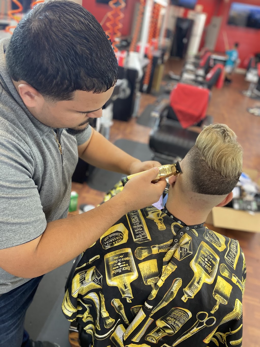 Gente D Zona Barber Shop II | 7077 W Waters Ave, Tampa, FL 33634, USA | Phone: (813) 369-2708