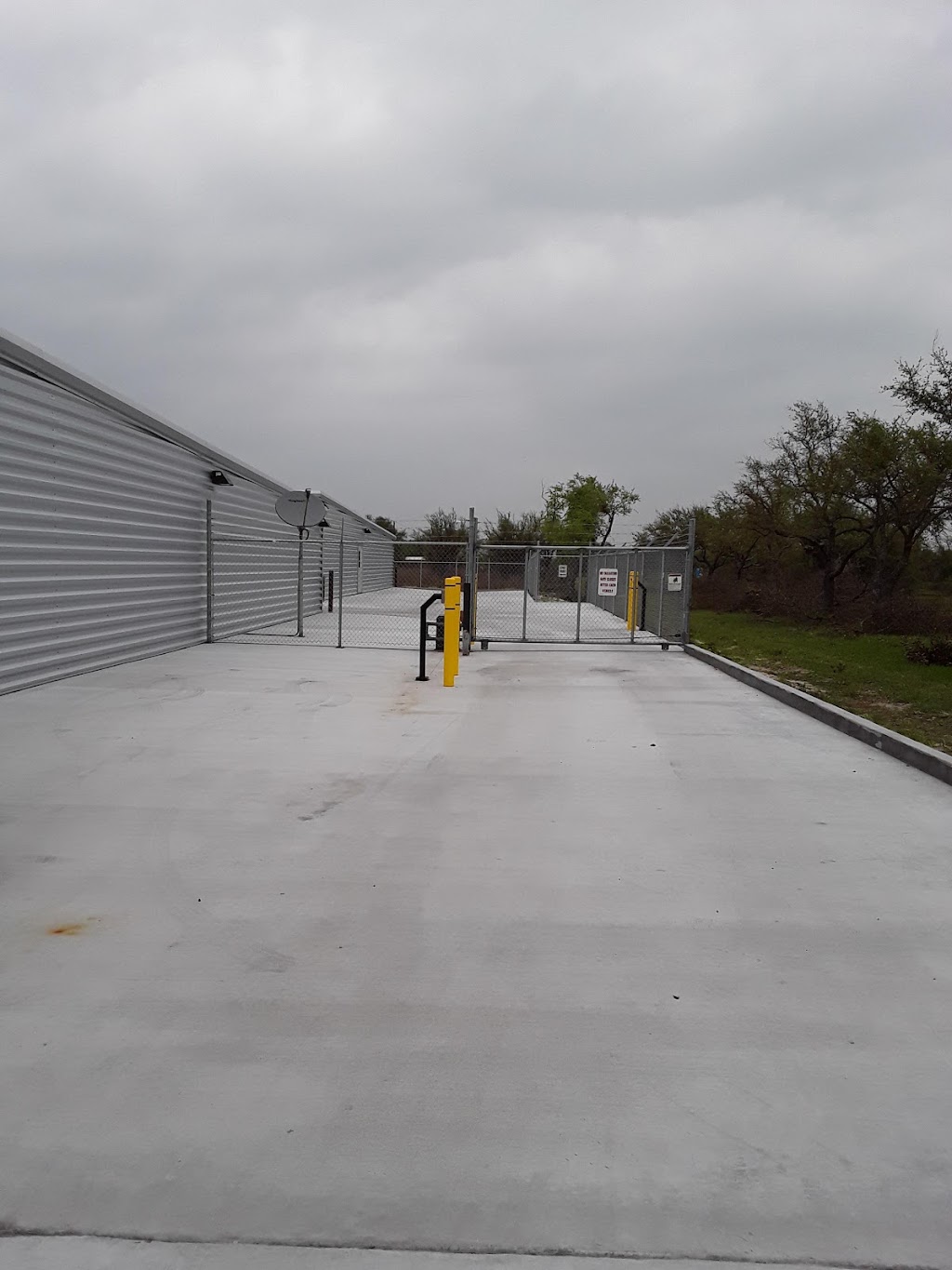 Rockport Strong Self Storage | 1812 W Market St, Rockport, TX 78382, USA | Phone: (361) 230-9159