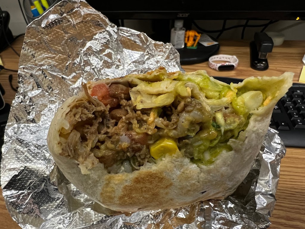 Burrito Guyz | Seaway Mall, 800 Niagara St Unit -R42, Welland, ON L3C 5Z4, Canada | Phone: (905) 736-3366