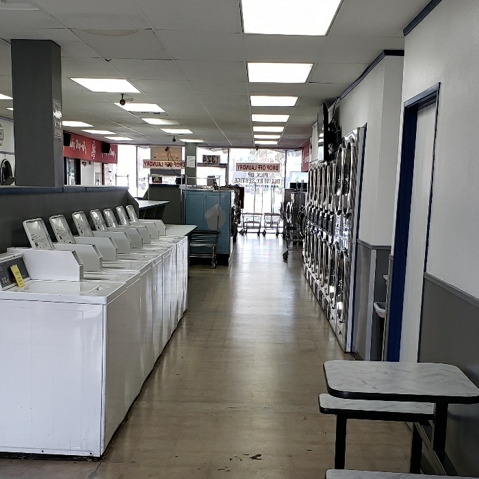 Sudz Coin Laundry | 1324 E Chapman Ave, Fullerton, CA 92831, USA | Phone: (714) 870-8682