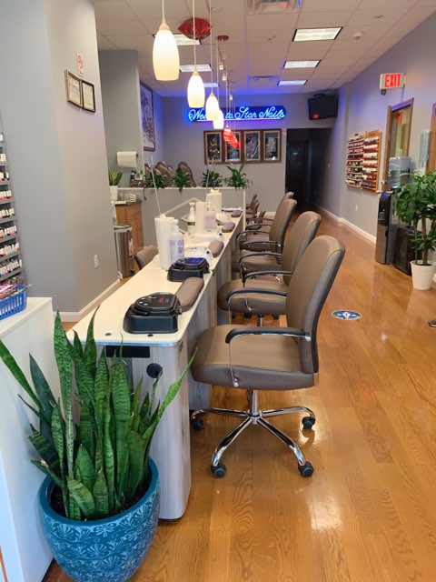 Star Nails Ipswich | 20 Central St, Ipswich, MA 01938, USA | Phone: (978) 312-6070