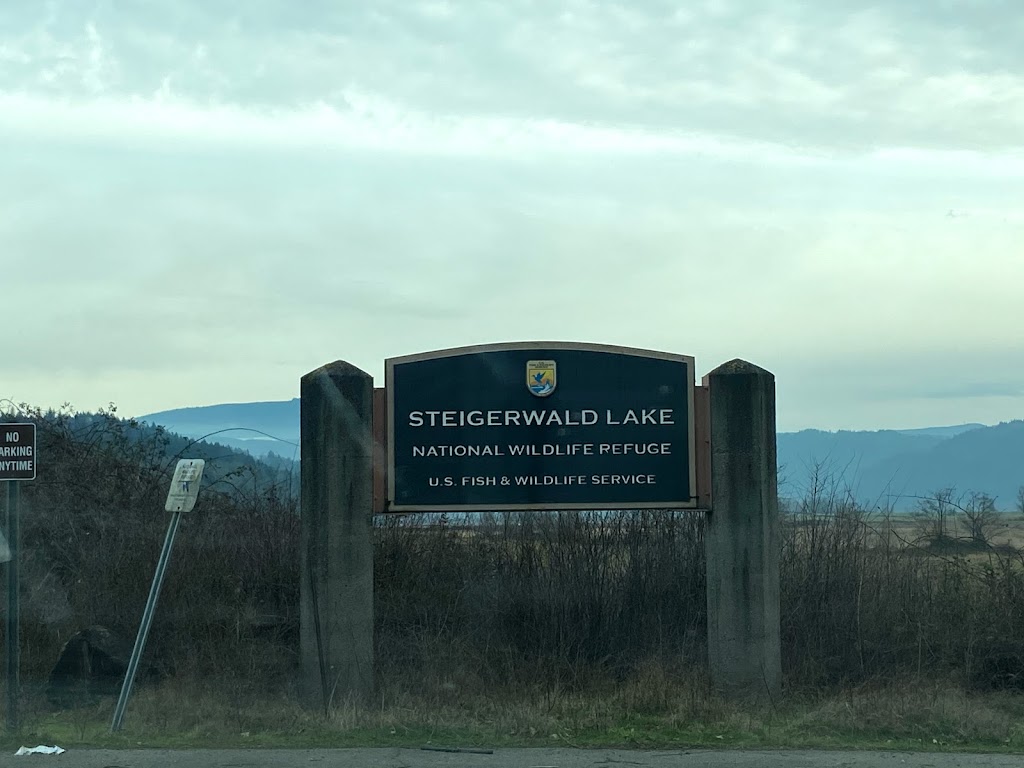 Steigerwald Lake National Wildlife Refuge Kiosk | Gibbons Creek Wildlife Art Trail, Washougal, WA 98671, USA | Phone: (580) 277-2510