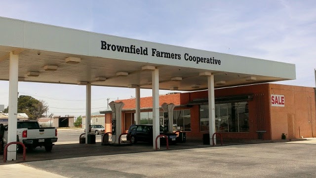 Brownfield Farmers Coop | 902 W Main St, Brownfield, TX 79316, USA | Phone: (806) 637-4517