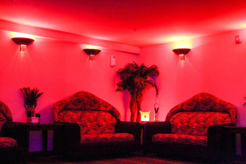 Mirage Exotic Nightlife | 6430 Burnt Poplar Rd, Greensboro, NC 27409, USA | Phone: (336) 931-1224