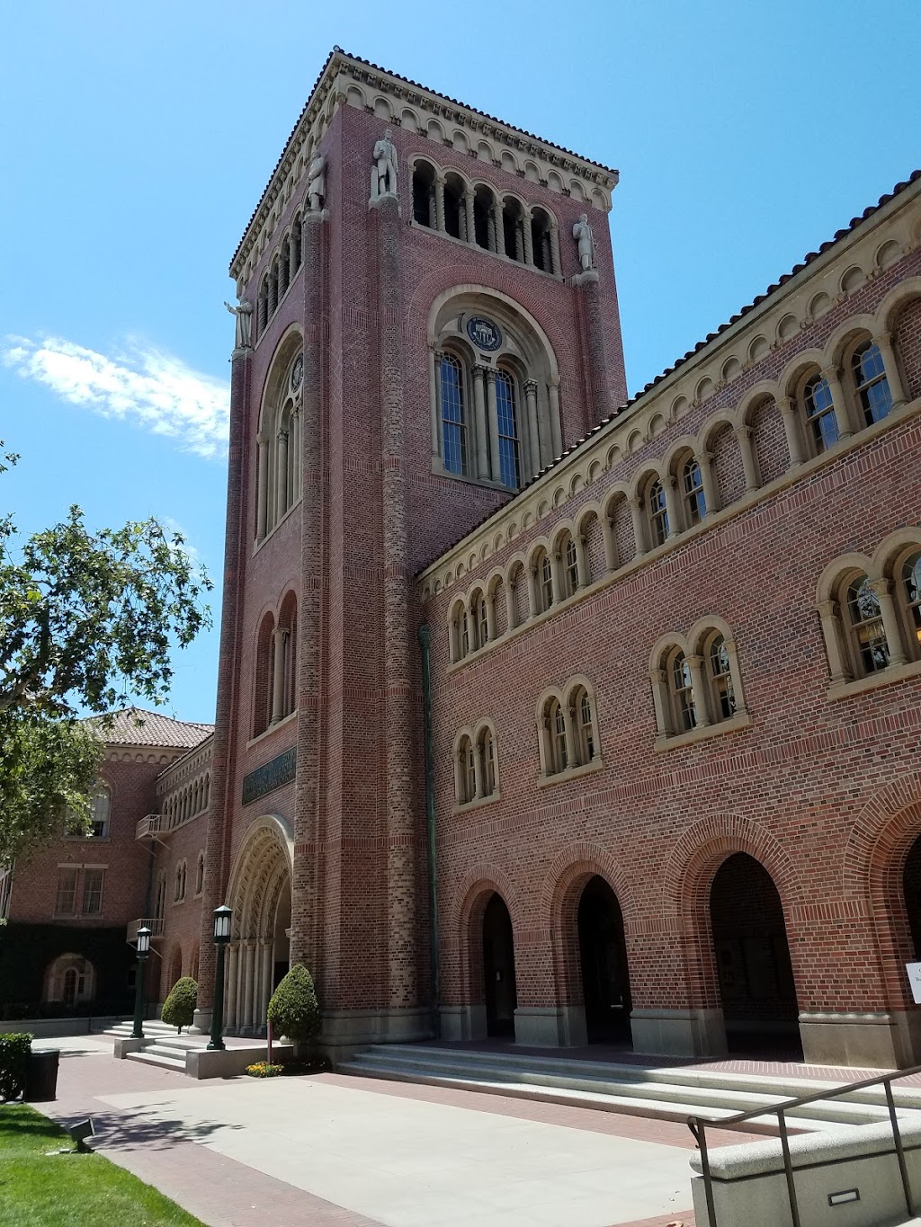 USC Gould School of Law | 699 W Exposition Blvd, Los Angeles, CA 90089, USA | Phone: (213) 740-7331