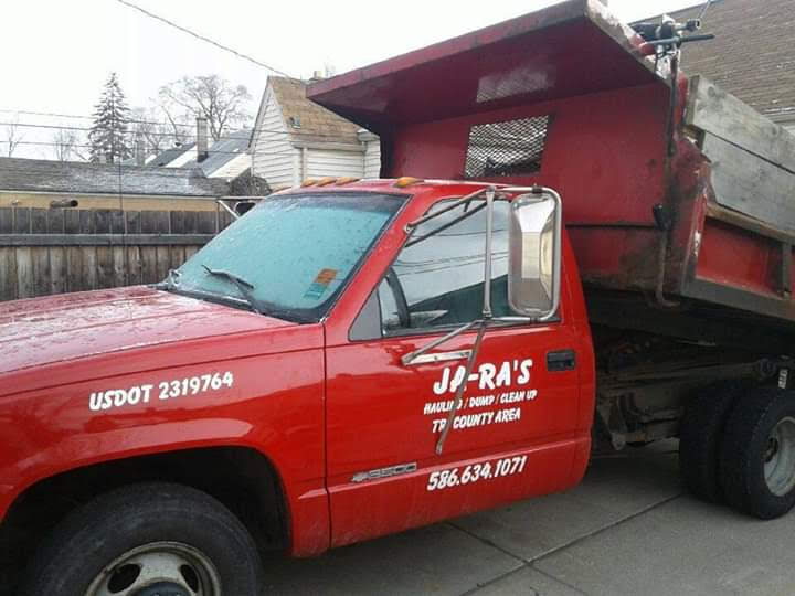 JaRas Hauling & Dumping | 24577 Dale Ave, Eastpointe, MI 48021, USA | Phone: (586) 634-1071