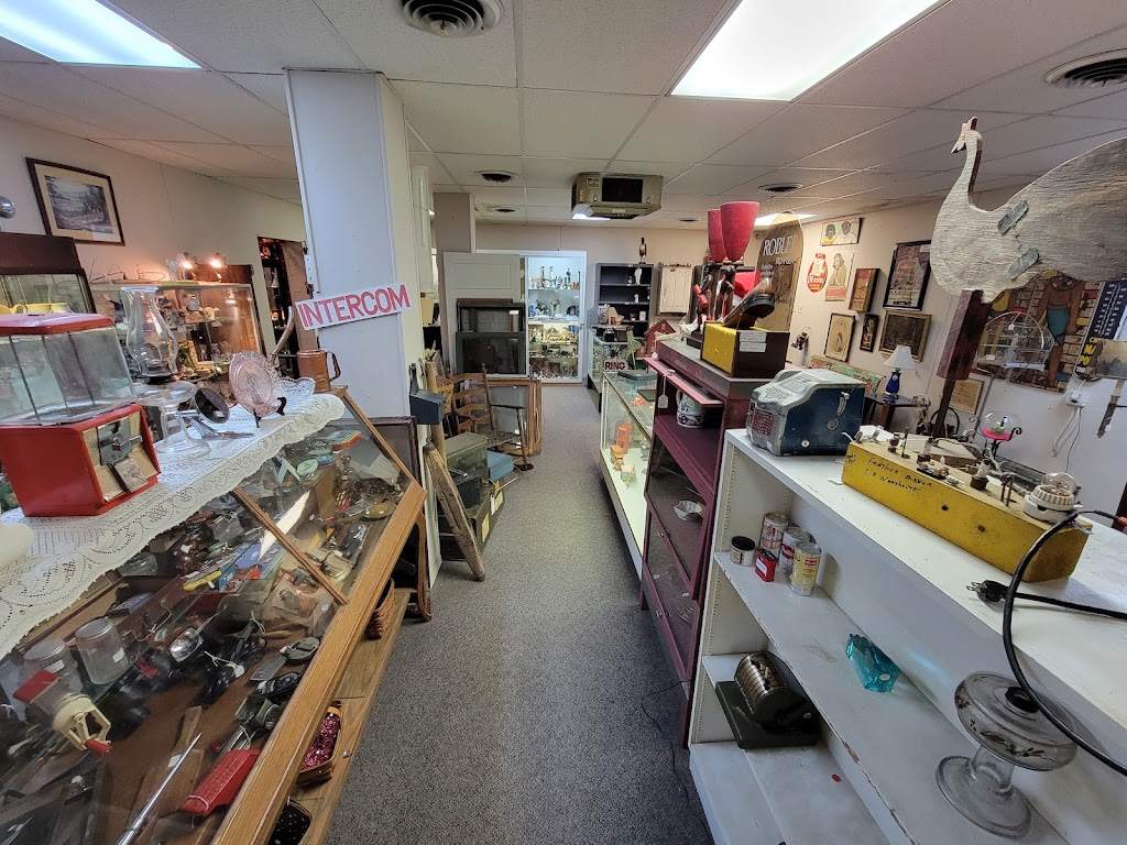 Greater Columbus Antique Mall | 1045 S High St, Columbus, OH 43206, USA | Phone: (614) 443-7858