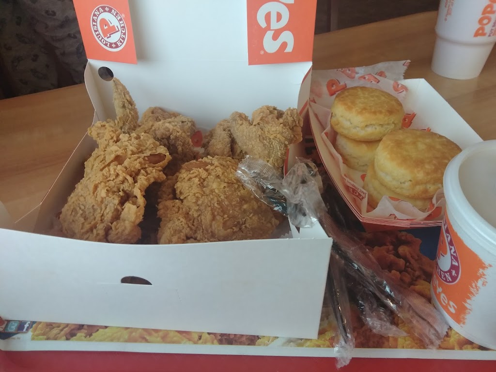 Popeyes Louisiana Kitchen | 43103 S Airport Rd, Hammond, LA 70403, USA | Phone: (985) 429-1380