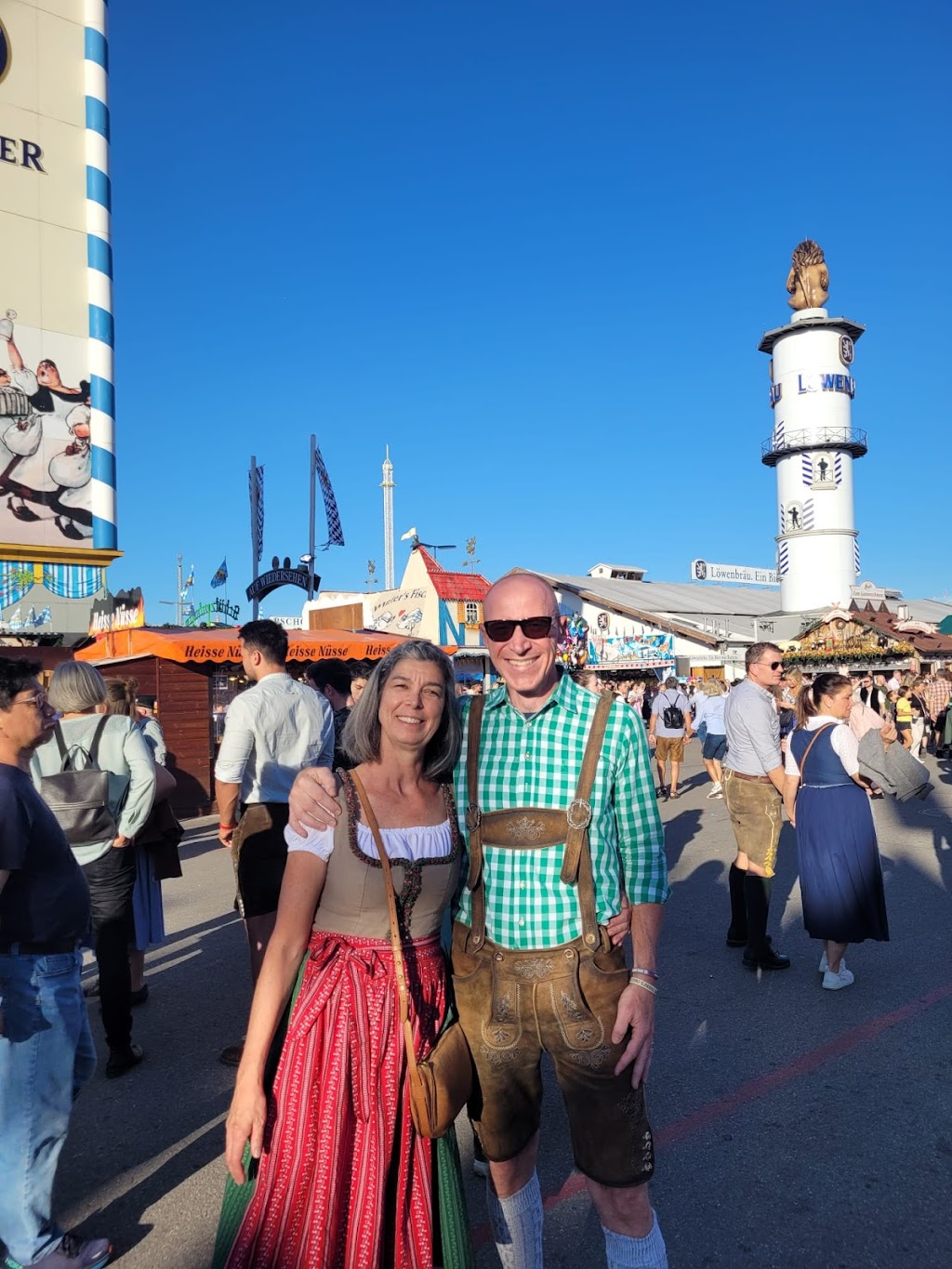 Lederhose & Dirndl Rental - Oktoberfest outfits | Auenstraße 31, 80469 München, Germany | Phone: 089 21529316