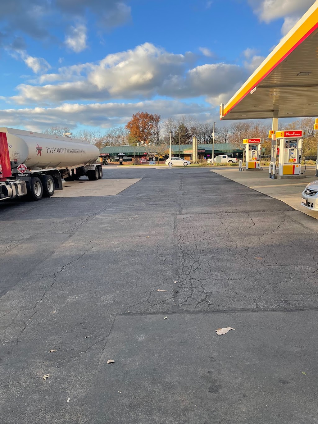 Shell | 2001 Ogden Ave, Lisle, IL 60532, USA | Phone: (630) 968-3910