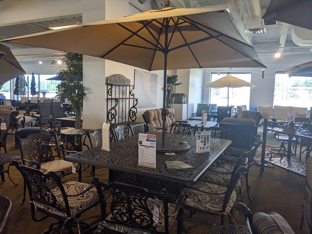 Fortunoff Backyard Store 127 W Kelly St, Metuchen, NJ 08840