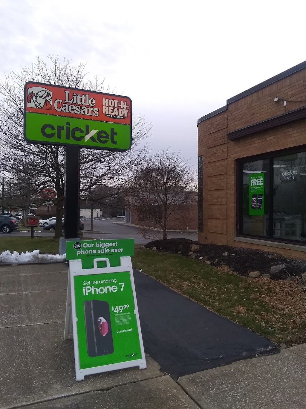 Cricket Wireless Authorized Retailer | 1752 State Rd, Cuyahoga Falls, OH 44223, USA | Phone: (330) 926-1212