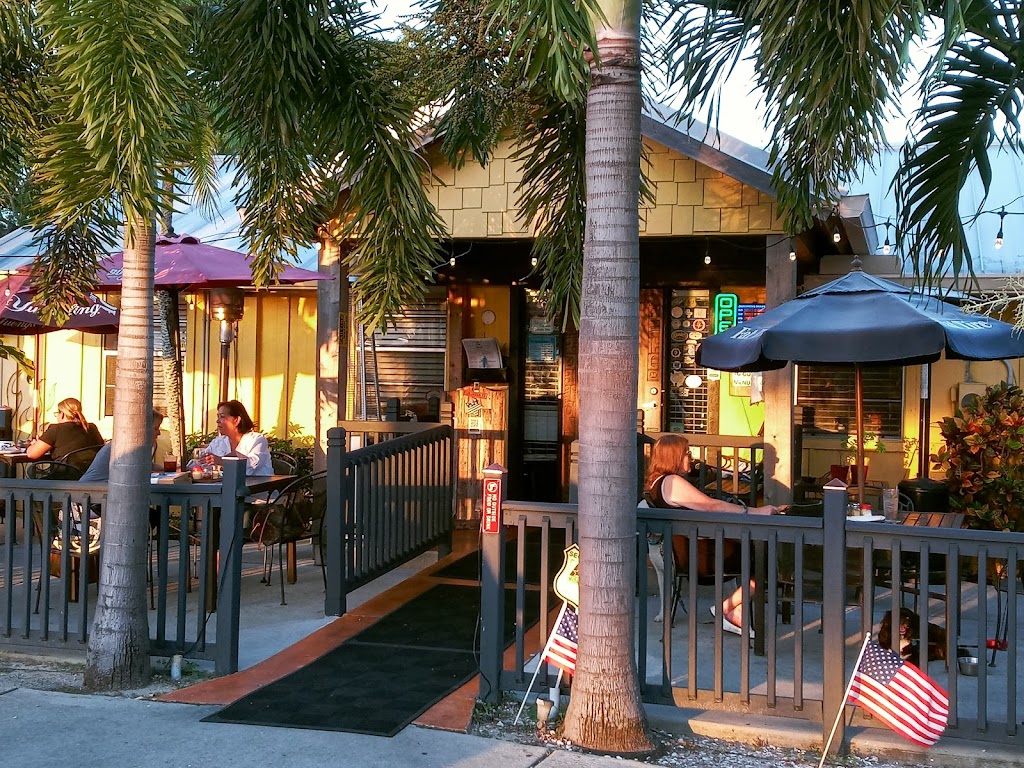 Fireside Pizza Cafe | 1104 Nebraska Ave, Palm Harbor, FL 34683, USA | Phone: (727) 216-3474