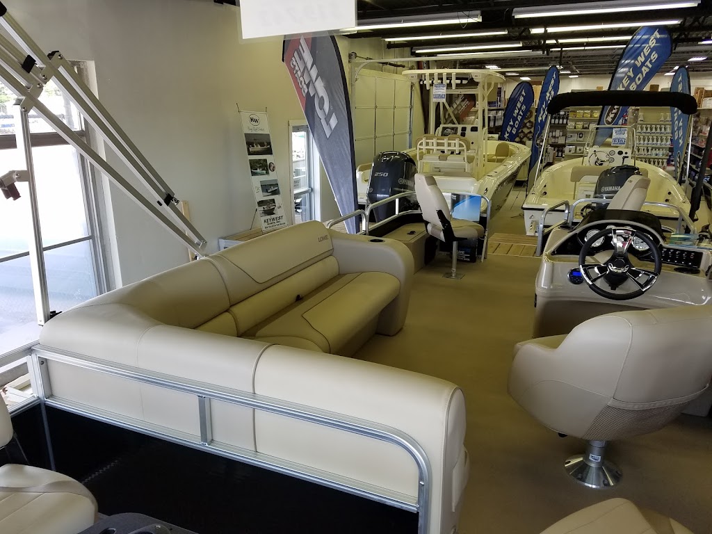 Anderson Boat Sales | 6477 Highland Rd, Waterford Twp, MI 48327, USA | Phone: (248) 666-9922