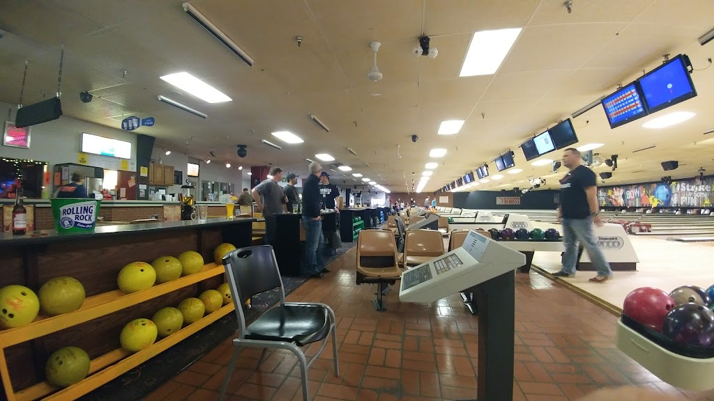 Richmond 40 Bowl | 75 S 37th St, Richmond, IN 47374, USA | Phone: (765) 966-2641