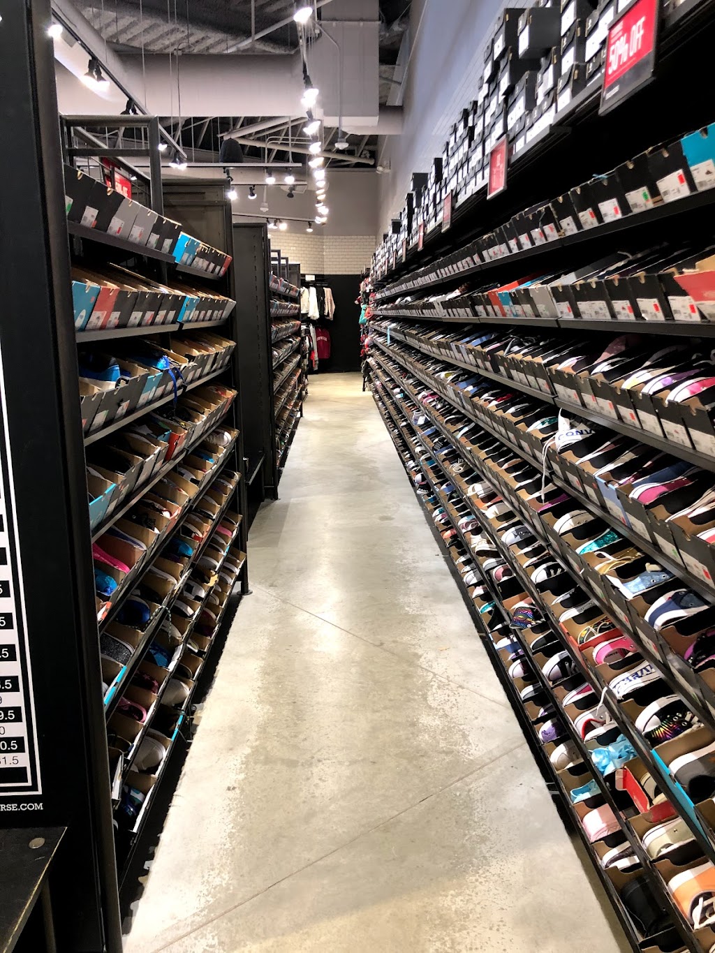 Converse Factory Store | 30 The Paseo, Long Beach, CA 90802, USA | Phone: (562) 435-2312