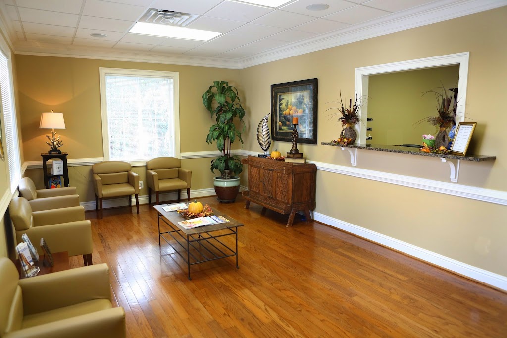 Southeast Podiatry | 3225 Shallowford Rd, Marietta, GA 30062, USA | Phone: (770) 675-7904