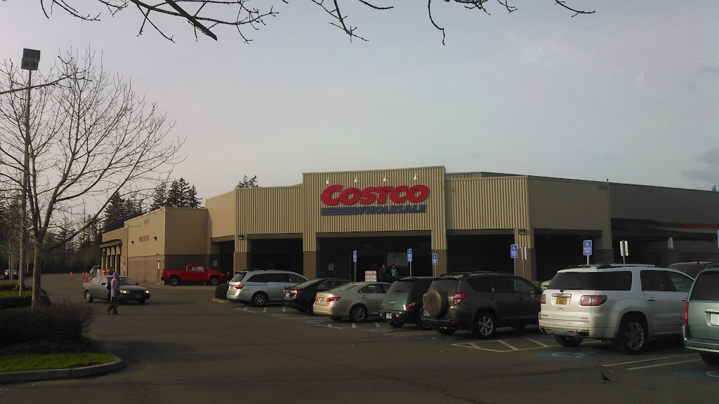 Costco Food Court | 1255 NE 48th Ave, Hillsboro, OR 97124, USA | Phone: (503) 681-2800