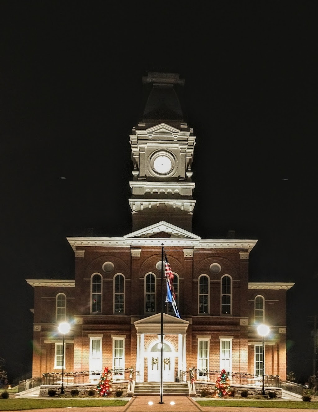 Henry County Courthouse | 30 N Main St, New Castle, KY 40050, USA | Phone: (502) 845-2868