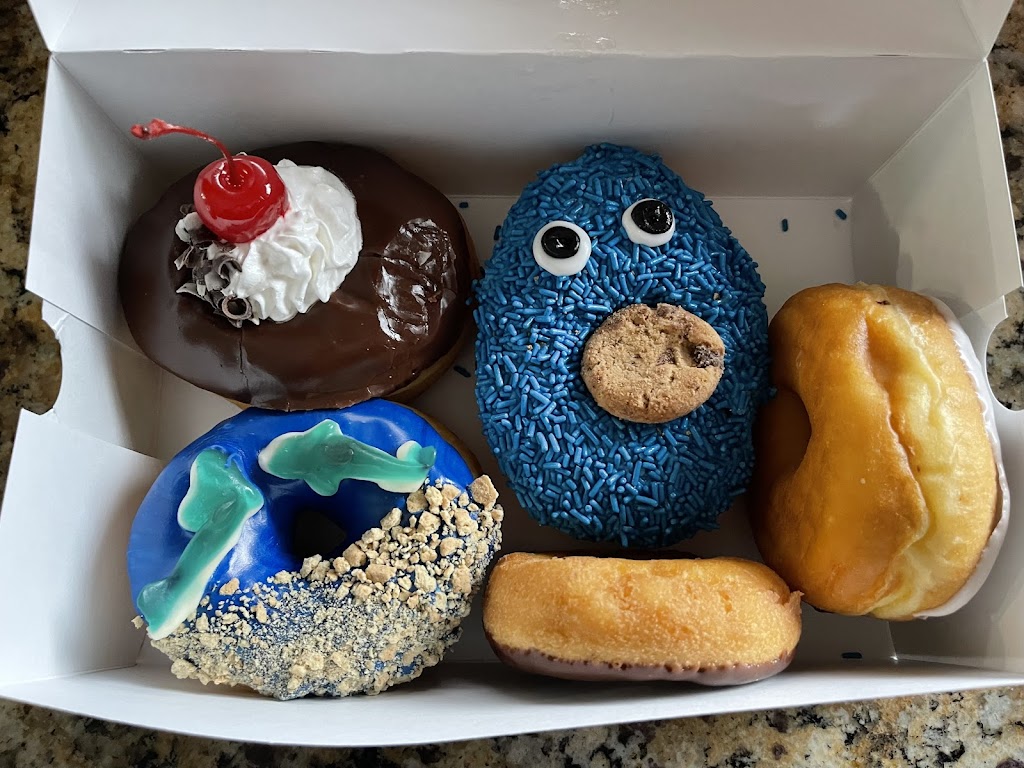 Frosted Donuts | 17119 88th Ave, Tinley Park, IL 60487, USA | Phone: (708) 620-8741