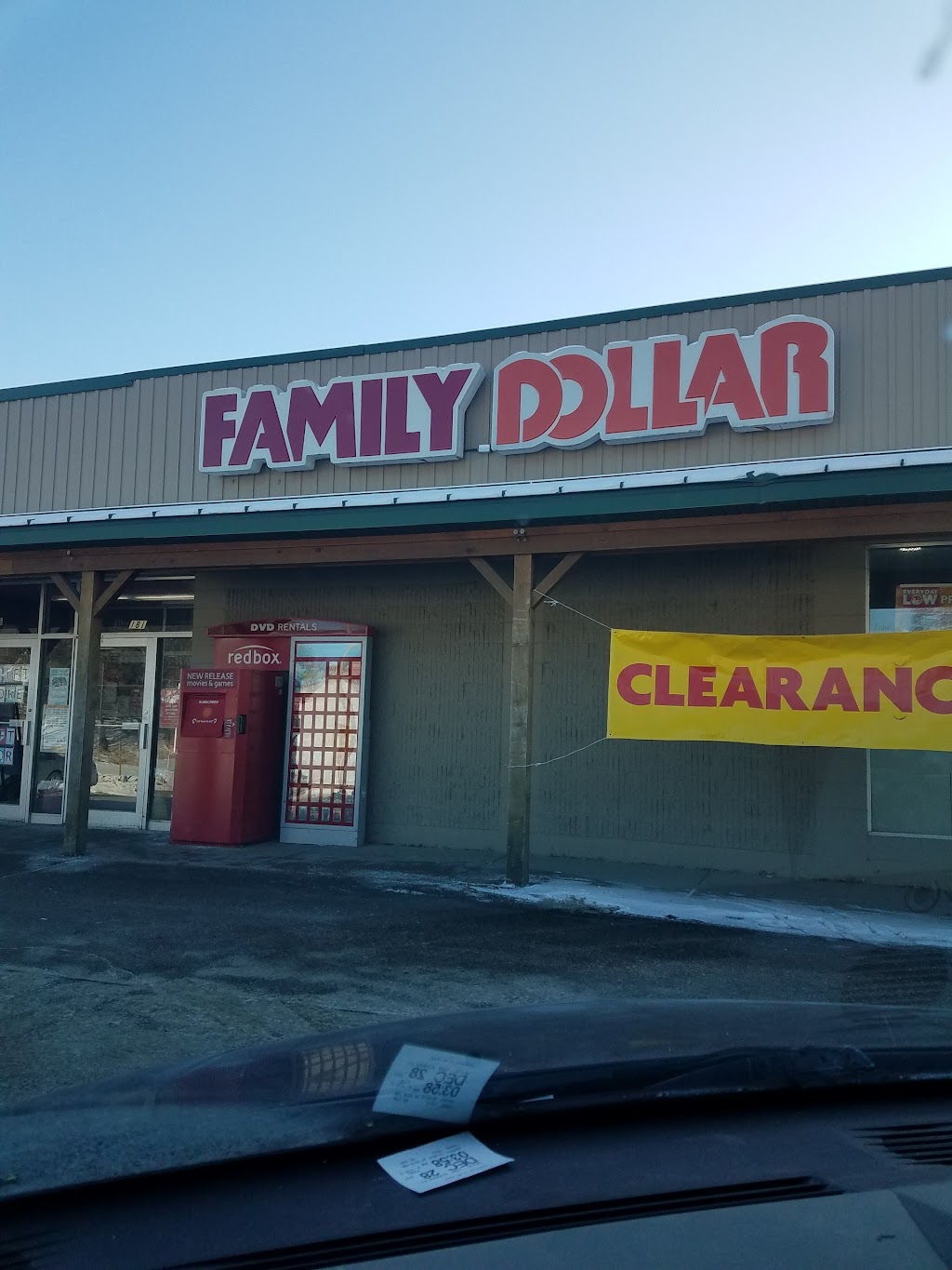 Family Dollar | 181 E Main St, Ellsworth, WI 54011, USA | Phone: (715) 941-6021