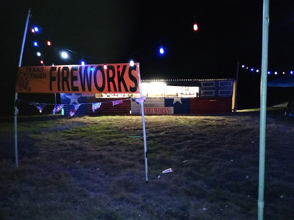 Texas Tiger Fireworks | 9153 US-175, Crandall, TX 75114, USA | Phone: (214) 448-6934