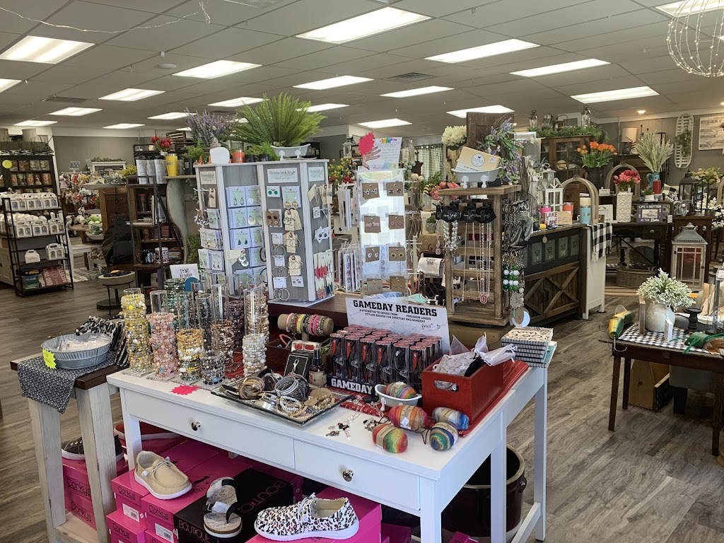 Hometown Creations | 5360 Fairground Rd, Celina, OH 45822, USA | Phone: (567) 890-0635