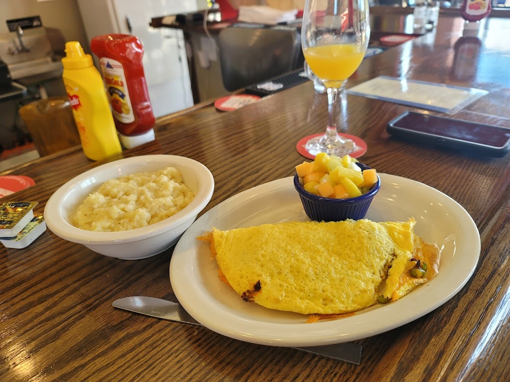 Letty Lous Café & Diner | 17209 New College Ave, Wildwood, MO 63040 | Phone: (636) 273-9317