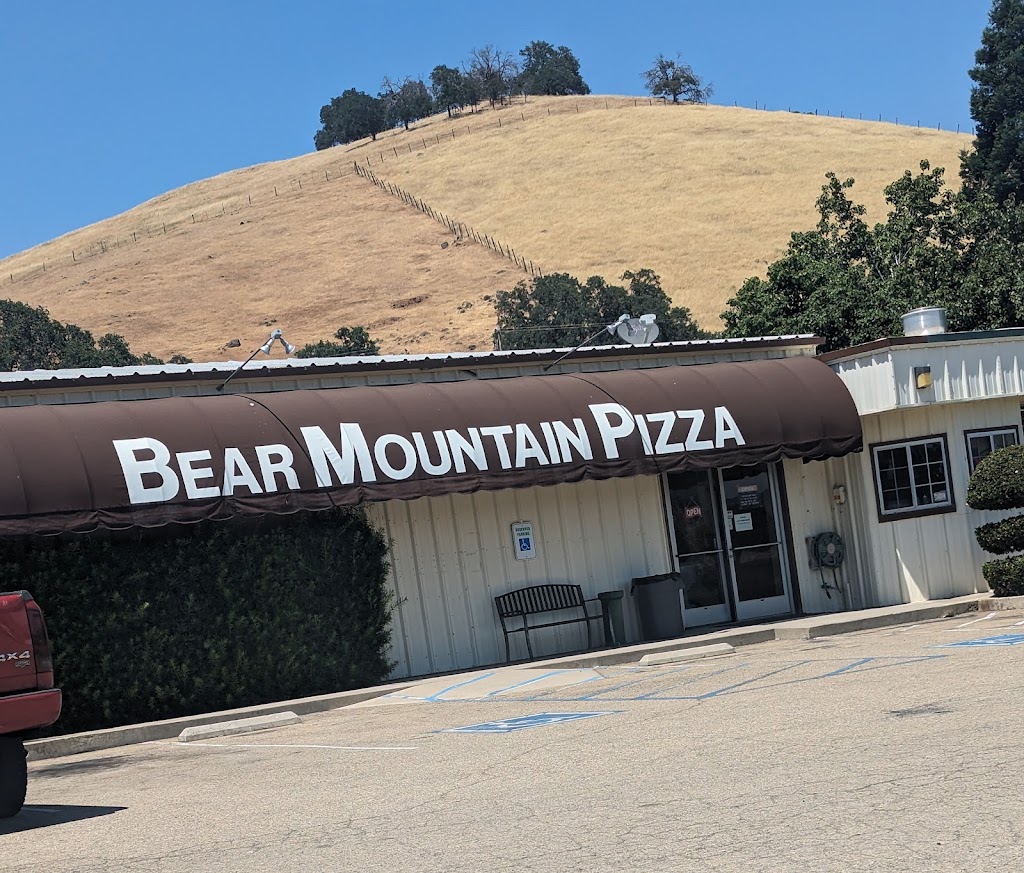 Bear Mountain Pizza | 31074 E Kings Canyon Rd, Yokuts Valley, CA 93675, USA | Phone: (559) 332-9696