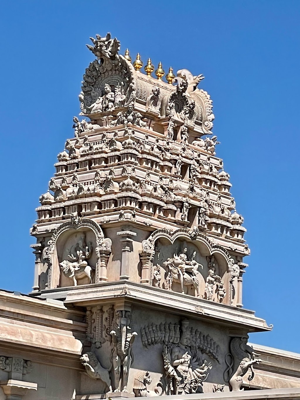 Hindu Temple of Central Indiana | 3350 N German Church Rd, Indianapolis, IN 46235, USA | Phone: (317) 891-9199