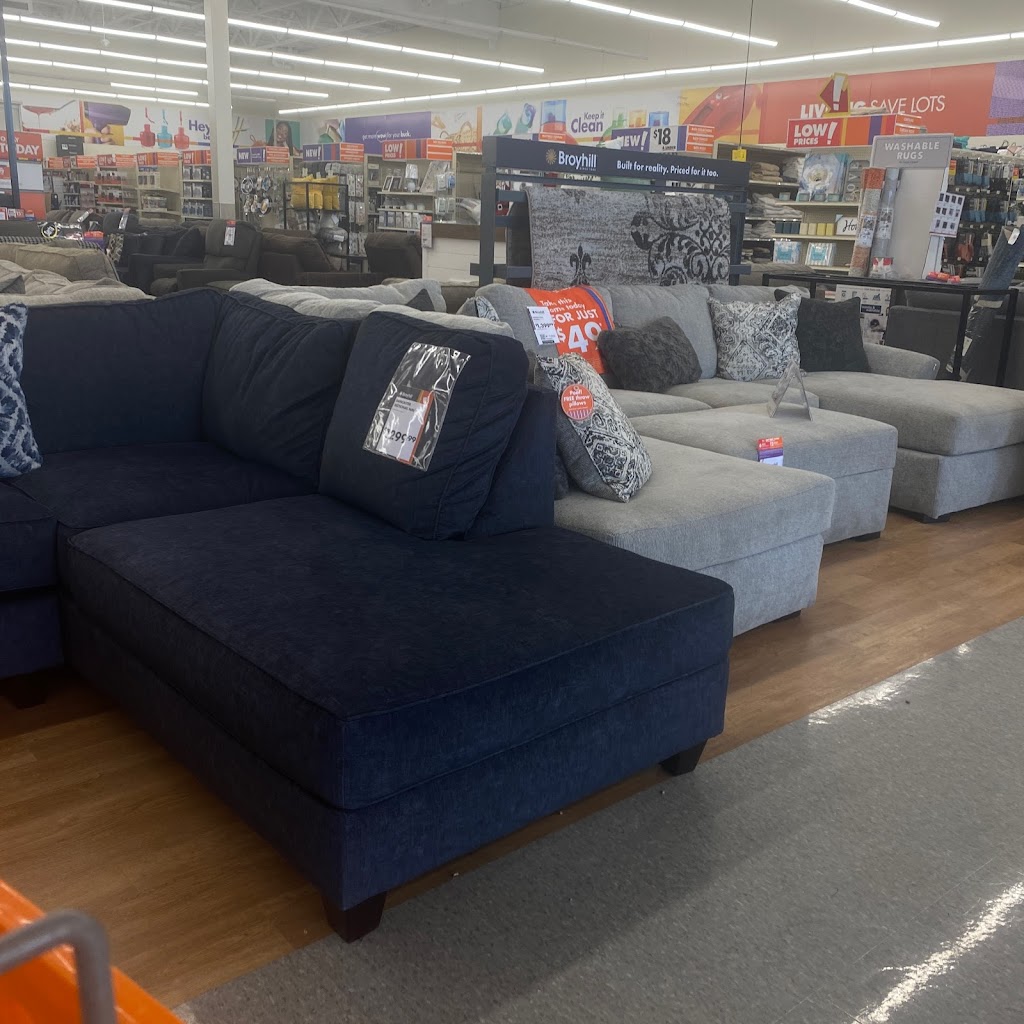 Big Lots | 2620 Canyon Springs Pkwy, Riverside, CA 92507, USA | Phone: (951) 542-3020