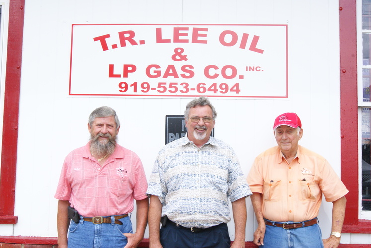 T R Lee Oil & LP Gas Co | 400 W Main St, Clayton, NC 27520, USA | Phone: (919) 553-6494