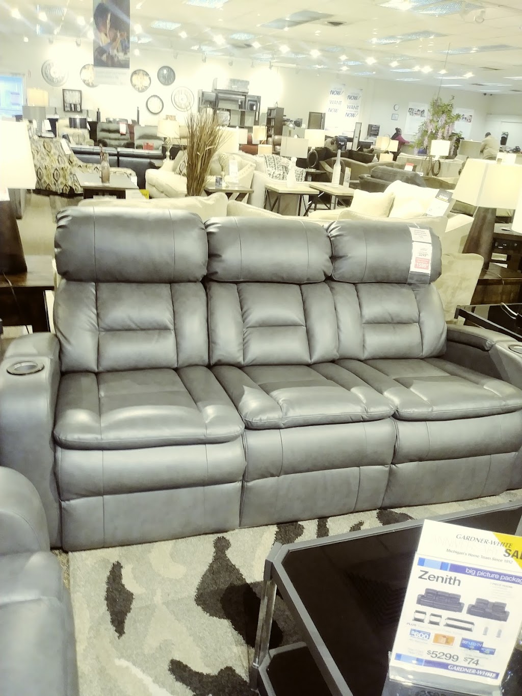 Gardner-White Furniture | 21100 Eight Mile Rd, Southfield, MI 48075, USA | Phone: (248) 357-1380