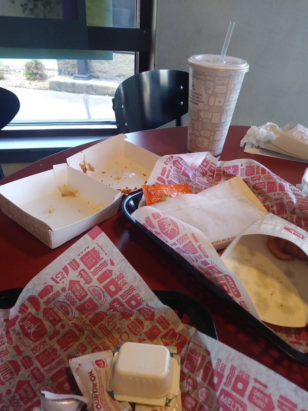 Jack in the Box | 990 N Mountain Ave, Ontario, CA 91762, USA | Phone: (909) 986-5878