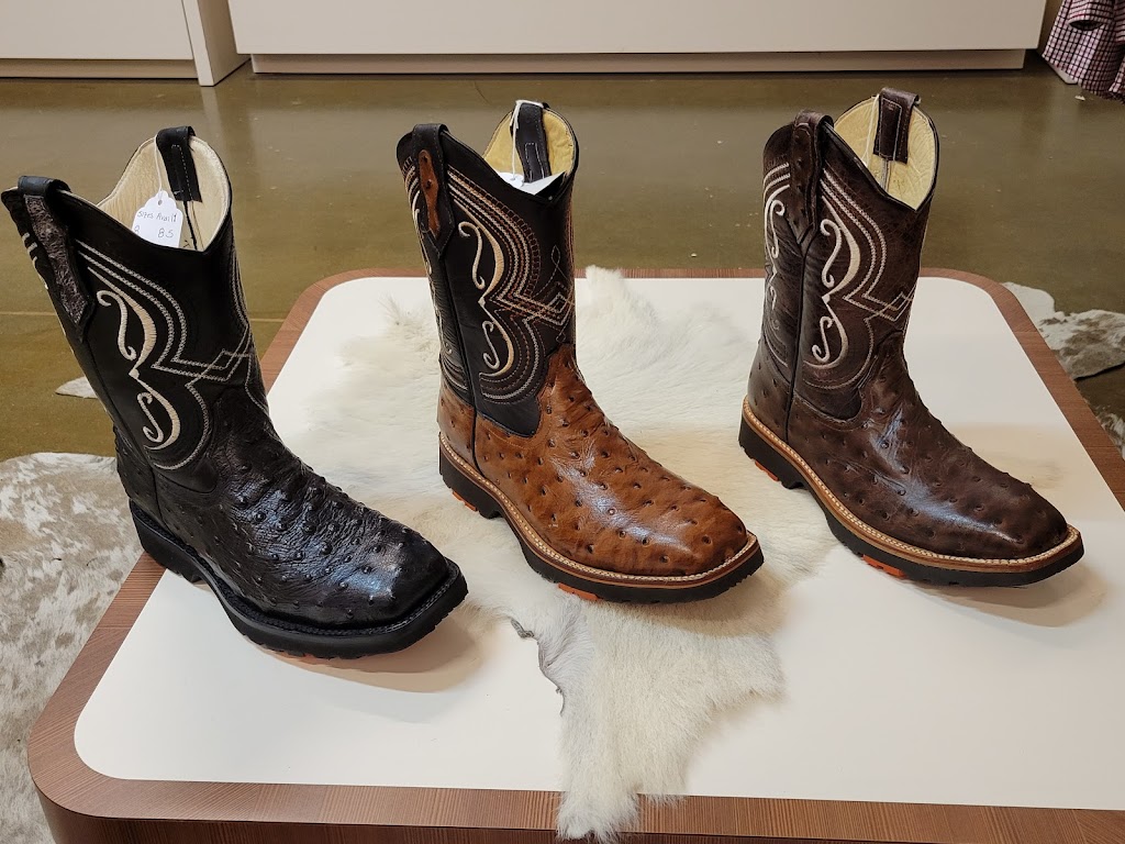 E & A Outlaws Work and Western Boots | 5885 Gulf Fwy #745, Texas City, TX 77591, USA | Phone: (832) 632-2138