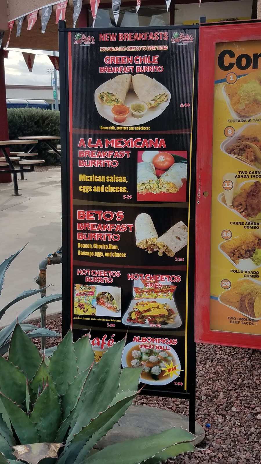 Los Betos Mexican Food | 3567 N Oracle Rd, Tucson, AZ 85705, USA | Phone: (520) 293-1581